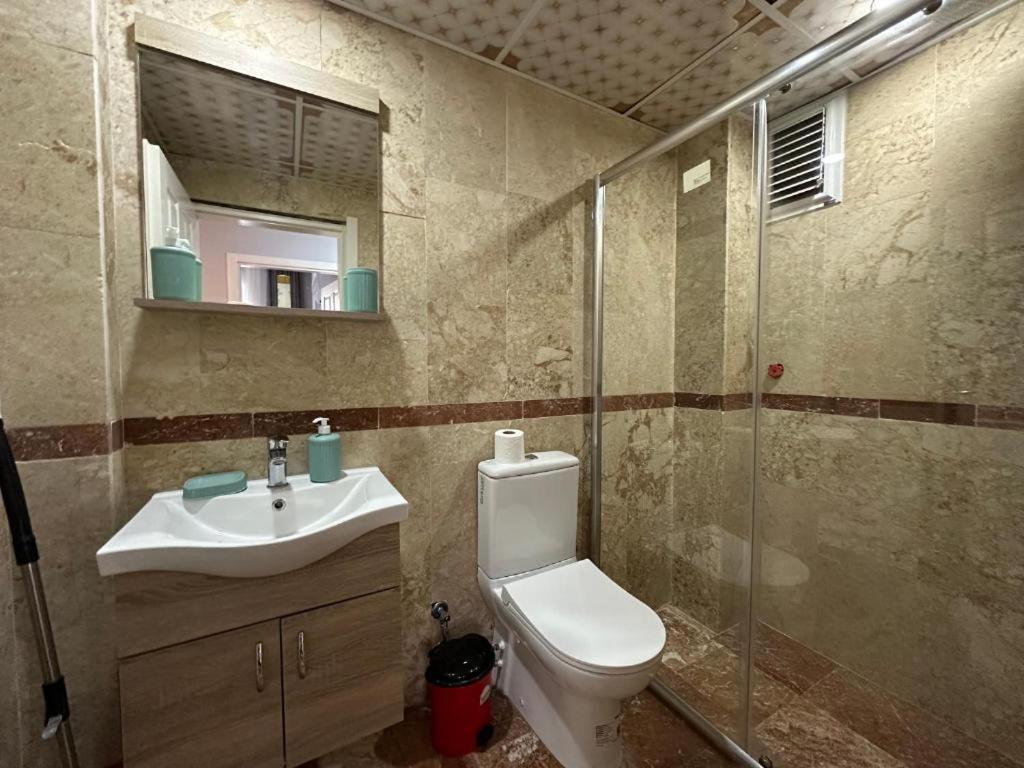 Pomruj Lara Daire Antalya